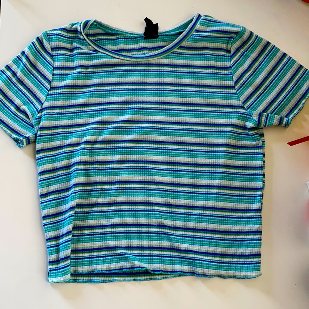 Women’s striped lettuce trim shirt